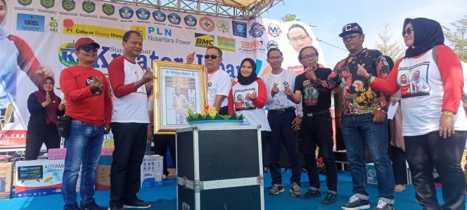 
 Senam HUT Ke 4 Media Kreator Jabar Berlangsung Semarak,  Bupati Nina Agustina Raih Penghargaan dan Siti Risnawati Raih Motor