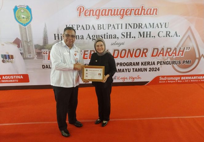 
 Diawal Tahun 2024, Bupati Nina Kembali Menerima Anugerah Penghargaan Dari Palang Merah Indonesia