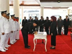 136 Kuwu di Kabupaten Indramayu Dilantik Kembali, Mendapatkan Perpanjangan Masa Jabatan 2 Tahun