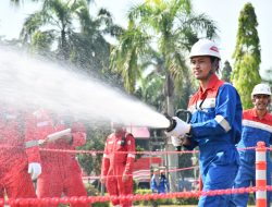 Fire And Rescue Challenge, Cara Kilang Balongan Menguji Ketangkasan Pekerja Menjadi Pemadam Kebakaran