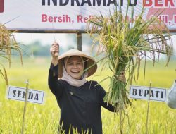 Bupati Nina Agustina Dinilai Berhasil Lakukan Perluasan Area Tanam Capai 12.887 Hektare, Terbesar di Indonesia
