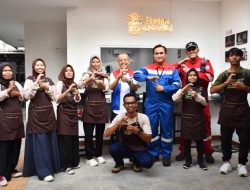 Kunjungi Mitra Binaan TJSL, GM Kilang Balongan Belajar Bahasa Isyarat Hingga Takjub dengan Mangga Agrimania Asal Indramayu