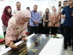 Hari Pertama Seusai Cuti, Bupati Nina Launching Integrasi Layanan Primer Seluruh Puskesmas di Indramayu