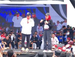 Membludak! Puluhan Ribu Pendukung Hadiri Kampanye Akbar Paslon Nina-Tobroni, dan Optimis Menang