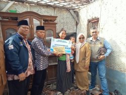 Angin Kencang Robohkan Rumah, BAZNAS, PWI, dan SMSI Bersatu Salurkan Bantuan Warga Srengseng