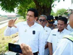 Kunjungi Bendungan Salamdarma, Bupati Lucky Hakim Pastikan Suplai Air Petani dan PDAM Berangsur Normal