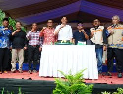 Hadiri HUT ke 2, Bupati Lucky Hakim: Hipraksi Indramayu Tumbuhkan Generasi Religius Lewat Khitan Massal
