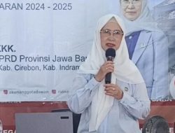 Sosialisasi Peraturan Daerah Nomor 5 Tahun 2017 tentang Penyelenggaraan Pendidikan oleh Anggota DPRD Provinsi Jawa Barat dr. Hj. Ratnawati M.KKK Di Haurgeulis