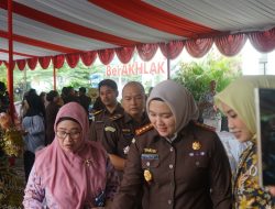 Jelang HUT-RI Ke-80 dan HUT Lahir Kejaksaan ke-80, Kejari Kota Bekasi Gelar Pasar Murah dan Bazar UMKM