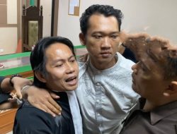 Sidang Lanjutan Kasus Pembunuhan 1 Keluarga Di Paoman Ricuh Tony RM; Biarkan Ririn Bicara Siapa Pelaku Sebenarnya.