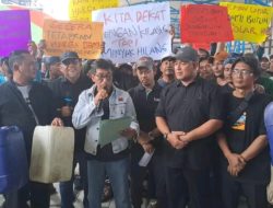 Harga Solar Non Subsidi Rp30.000/Liter: Ratusan Nelayan Indramayu Menjerit