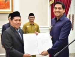Bupati Lucky Hakim Resmi Melantik Ahmad Syadeli Sebagai PJ Sekda Indramayu