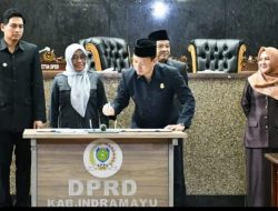 DPRD Kab.Indramayu Gelar Rapat Sidang Paripurna Membahas Alih Status RSUD M.A. Sentot Patrol dan Penyertaan Modal BPR  ‎