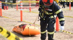 Pertamina Patra Niaga Kilang Balongan Latih Kekuatan Fisik Fire Fighter melalui Agility Test